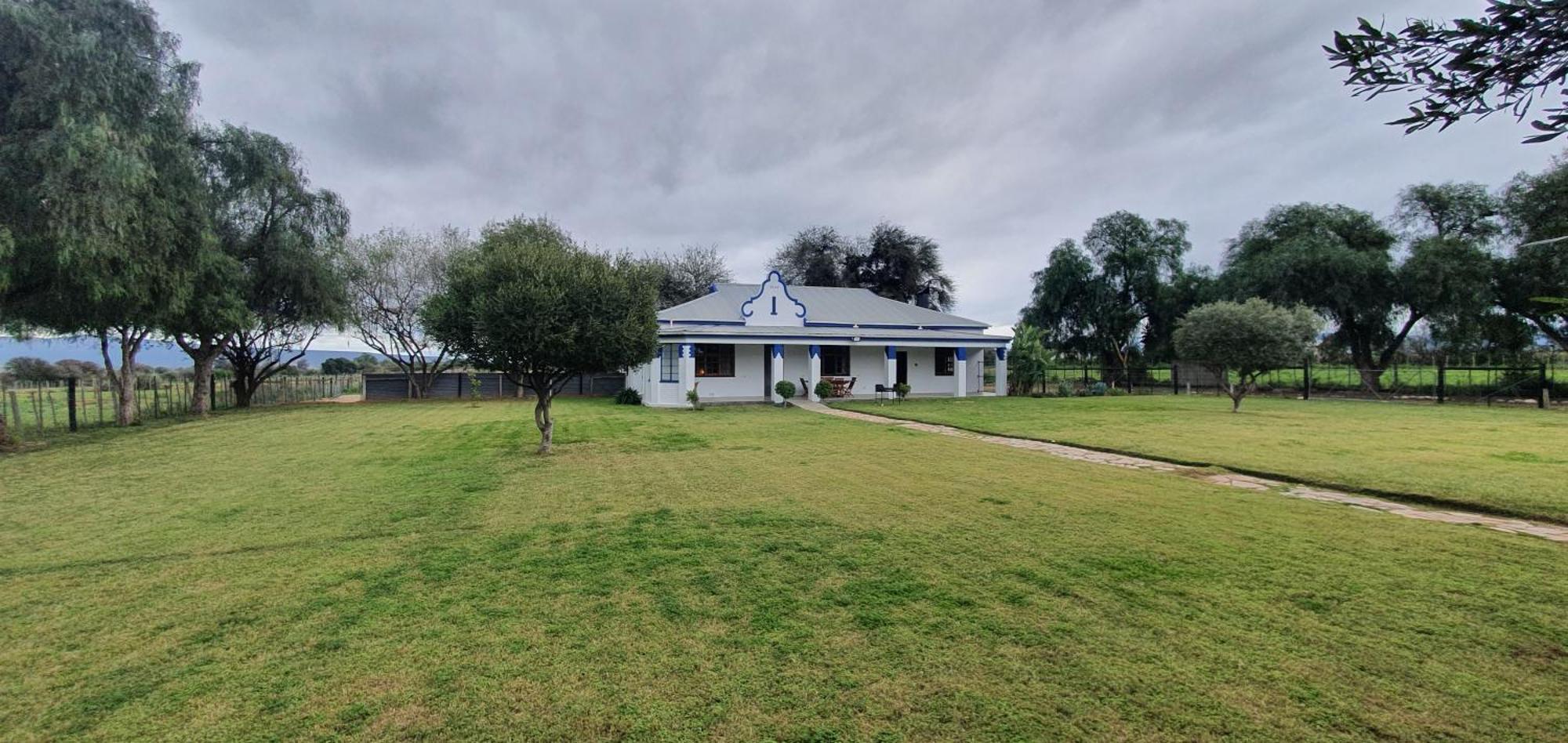 Karoo Leeu Self Catering Villa Oudtshoorn Exterior photo